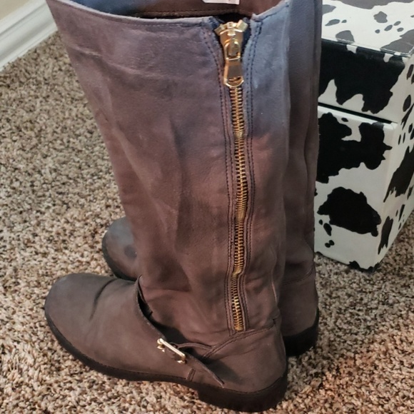 Grey leather tall boot - Picture 4 of 8